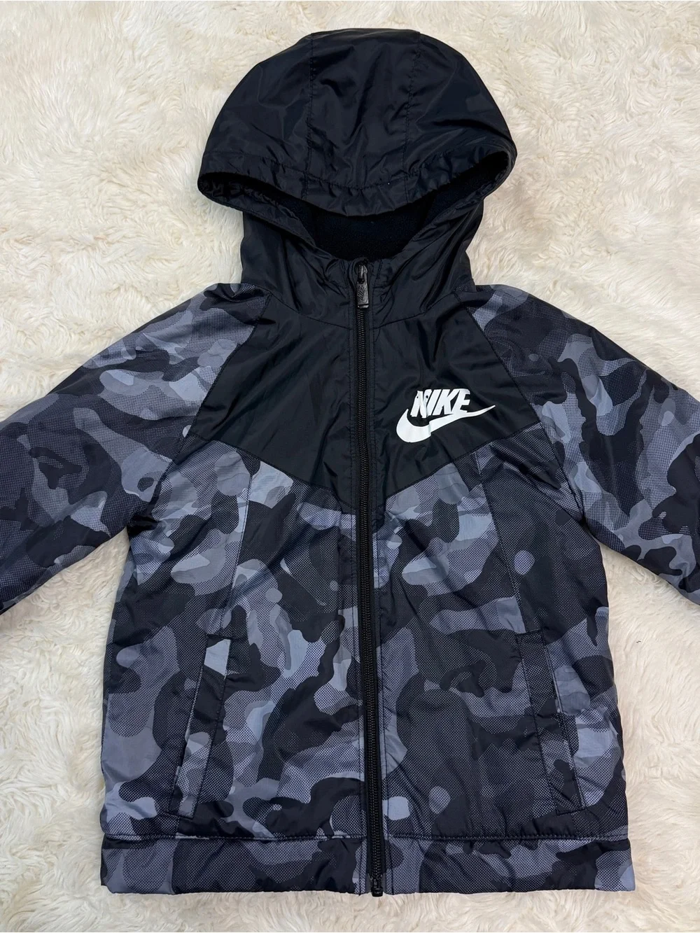 Nike Boys Sportswear Fleece Lined Windbreaker Jacket Black Gray Camo